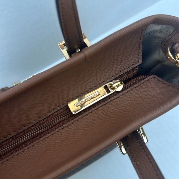 Michael Kors Small Tote Bag - Picture 6 of 12